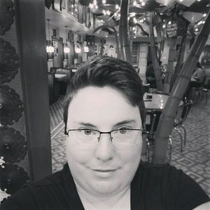 Meet your Posher, Lauren